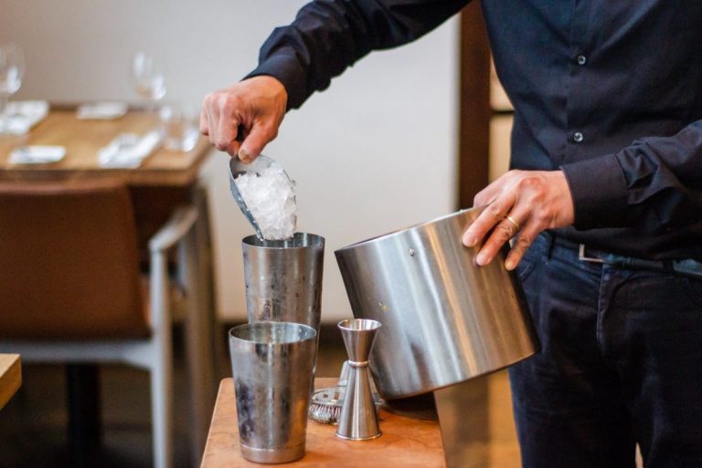 What To Mix With Whiskey 13 Best Whiskey Mixers Loving Whiskey